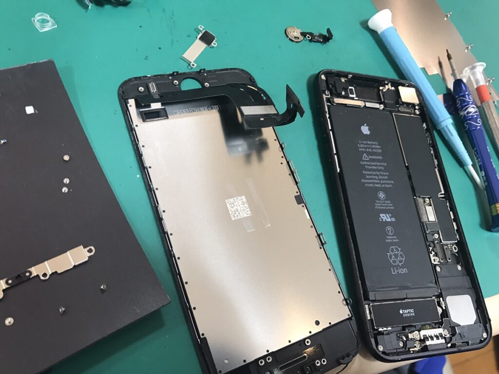 iPhone7フロントパネル修理.0203